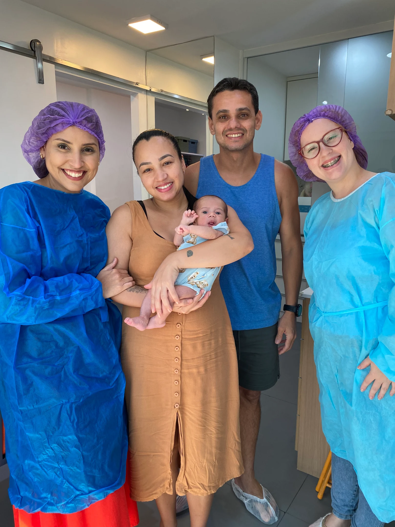 Thaianne Ramos em atendimento no Espaço Amamentar